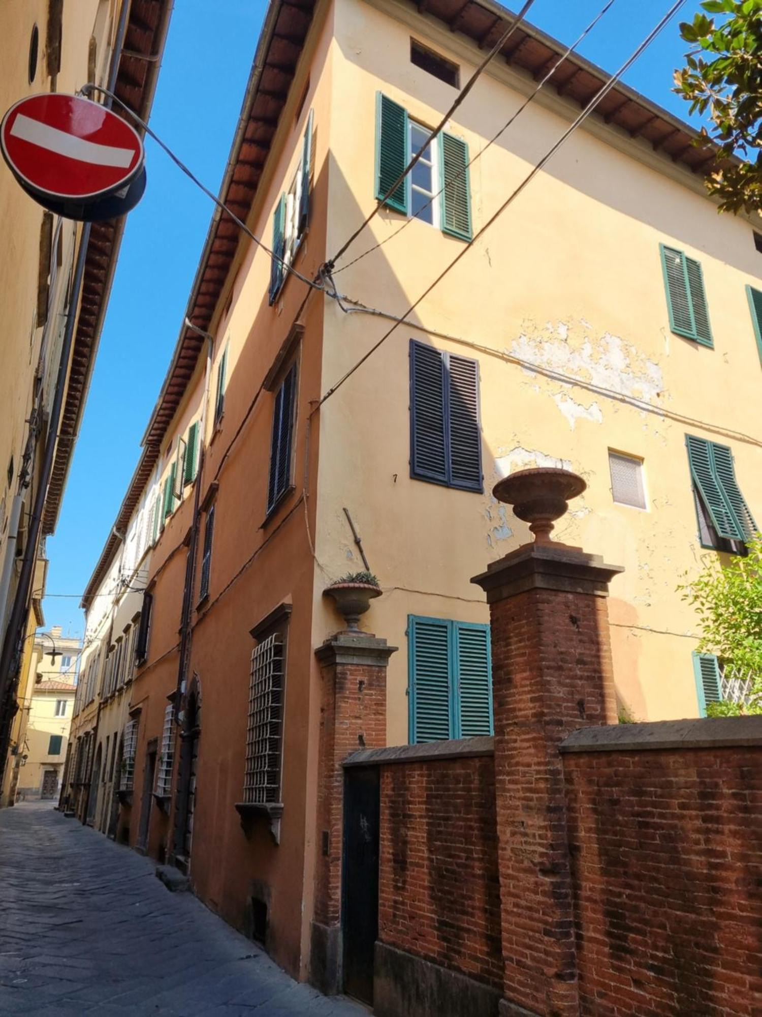 Dimora Leone Apartment Lucca Exterior photo