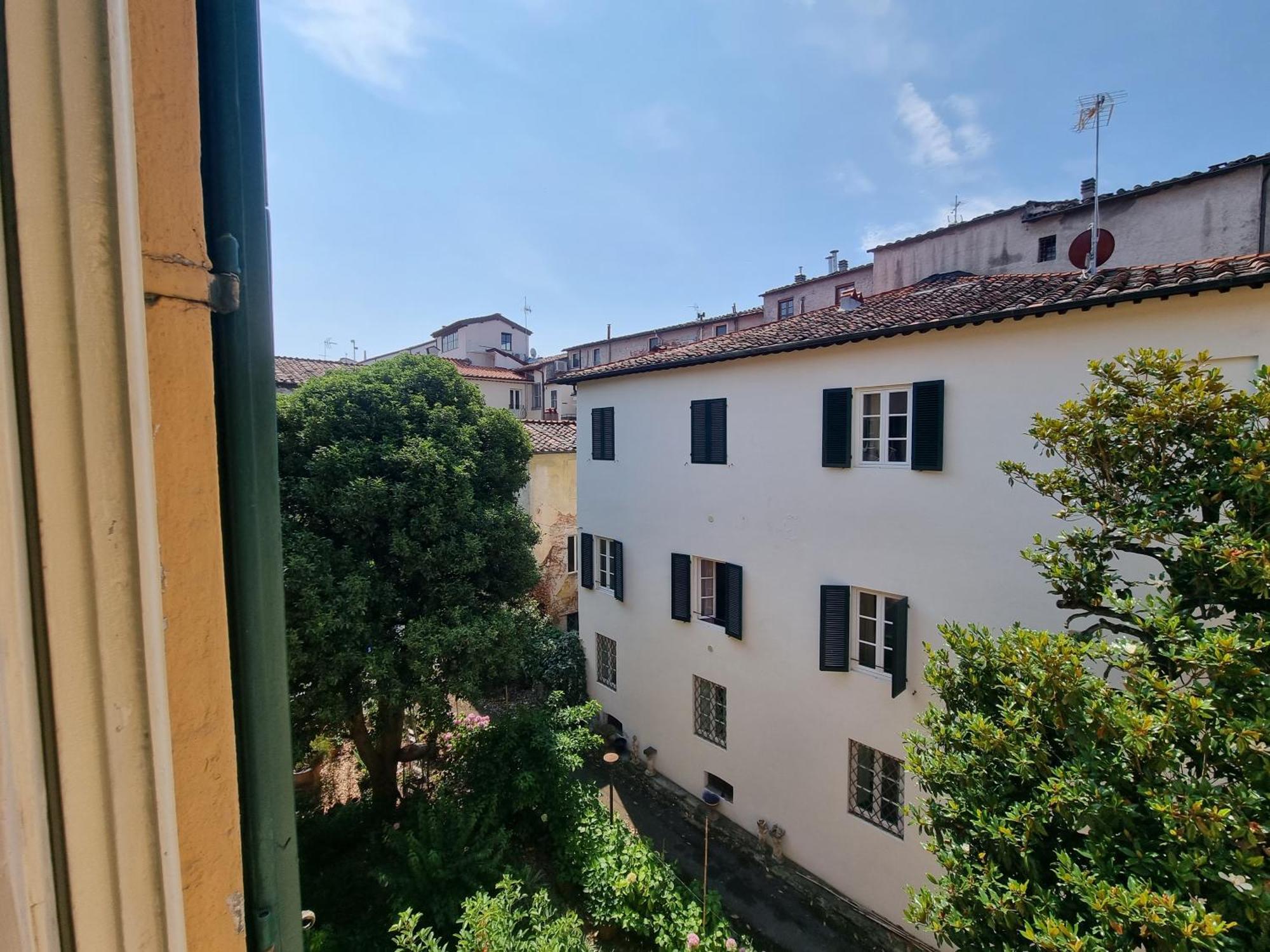 Dimora Leone Apartment Lucca Exterior photo
